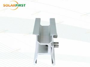 太陽光パネル設置構造用アルミ製ソーラールーフスタンディングシームクランプ