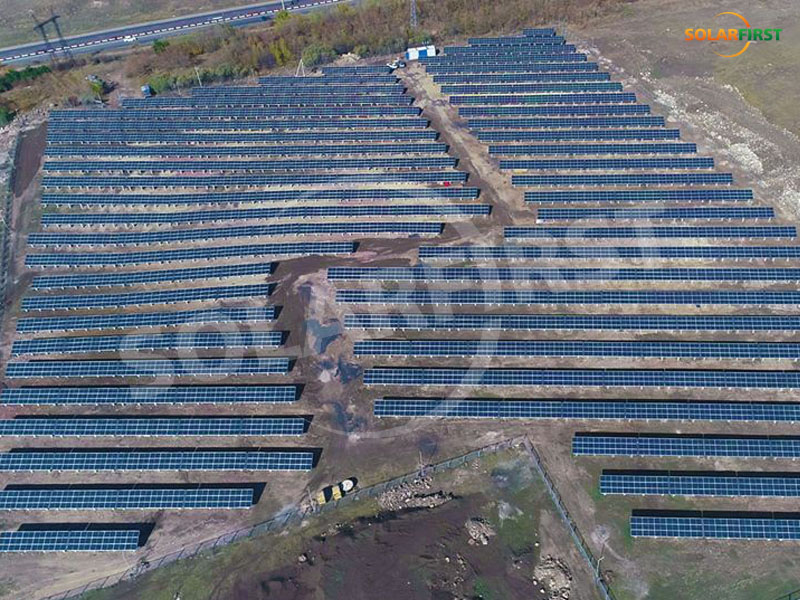 アルメニア 2MW地上発電所プロジェクト