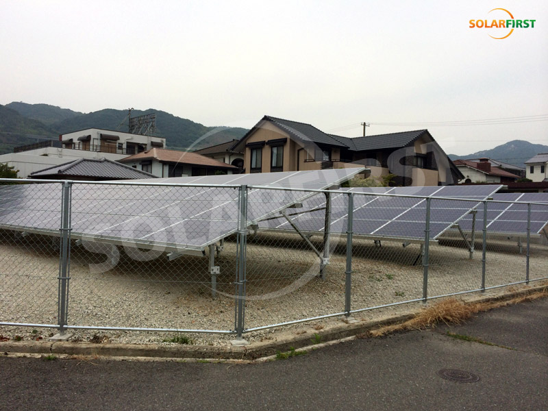 日本2.5MWp地上発電所プロジェクト