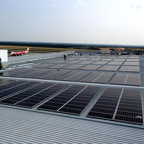 2016年マレーシアにおける5.8MW太陽光発電ティンルーフプロジェクト