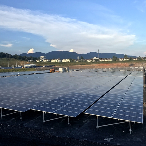 マレーシアにおける60.4MWの太陽光発電地上設置プロジェクト（2017年）
