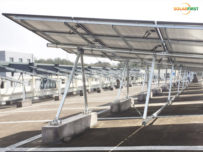 安徽省黄山120KW傾斜追跡プロジェクト