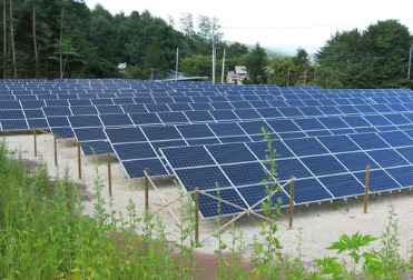 建設中の1320KWアルミニウム合金製太陽光発電架台プロジェクト