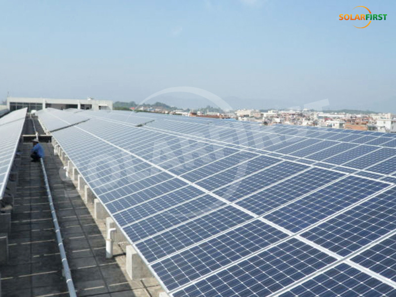山東省60KW屋根アルミ支柱プロジェクト