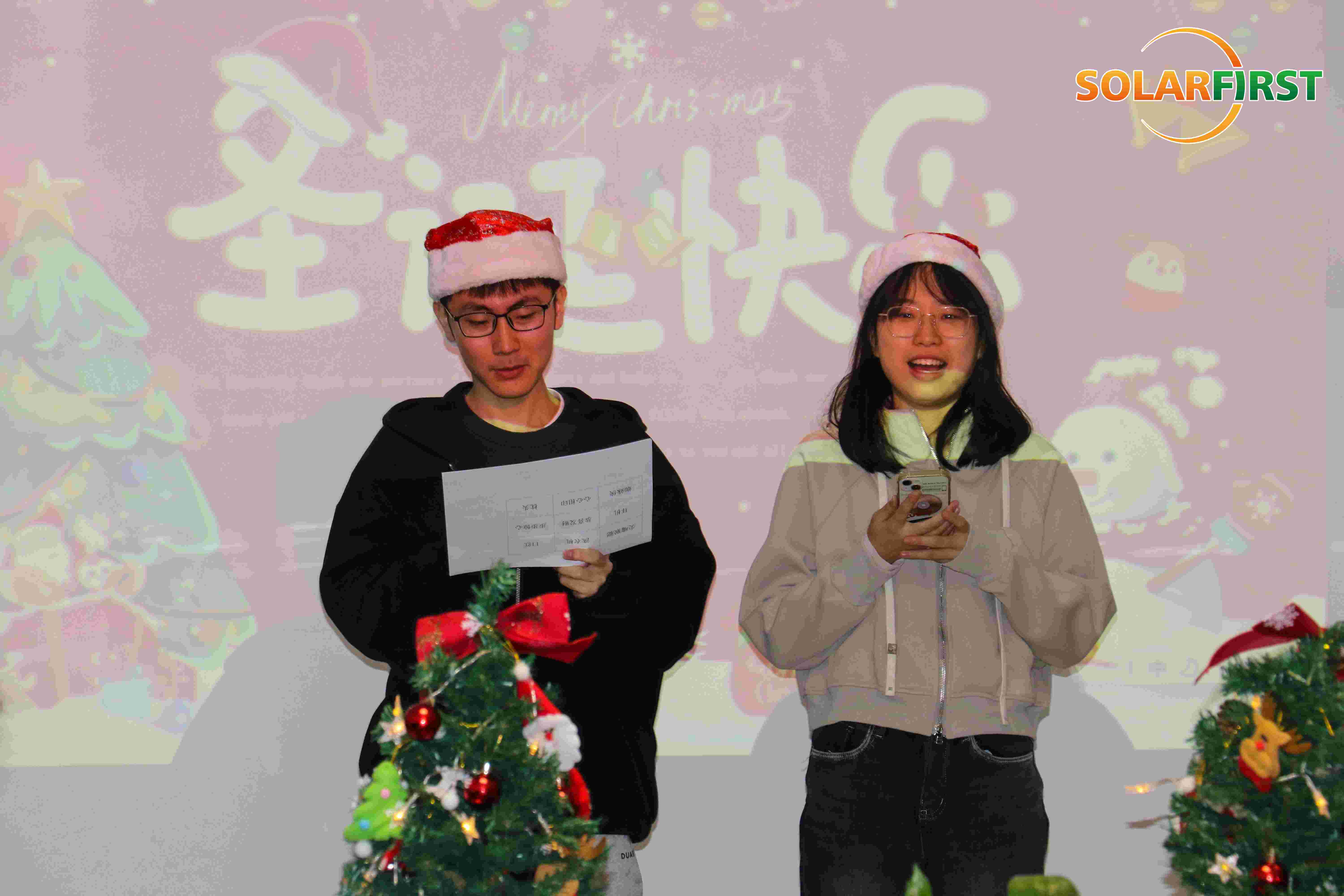 メリークリスマス丨SolFirsTechは皆様の楽しい休日をお祝いします！